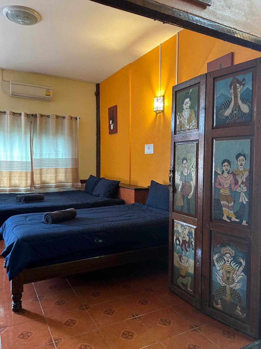 Baan Are Gong Riverside Homestay Ayutthaya Bagian luar foto