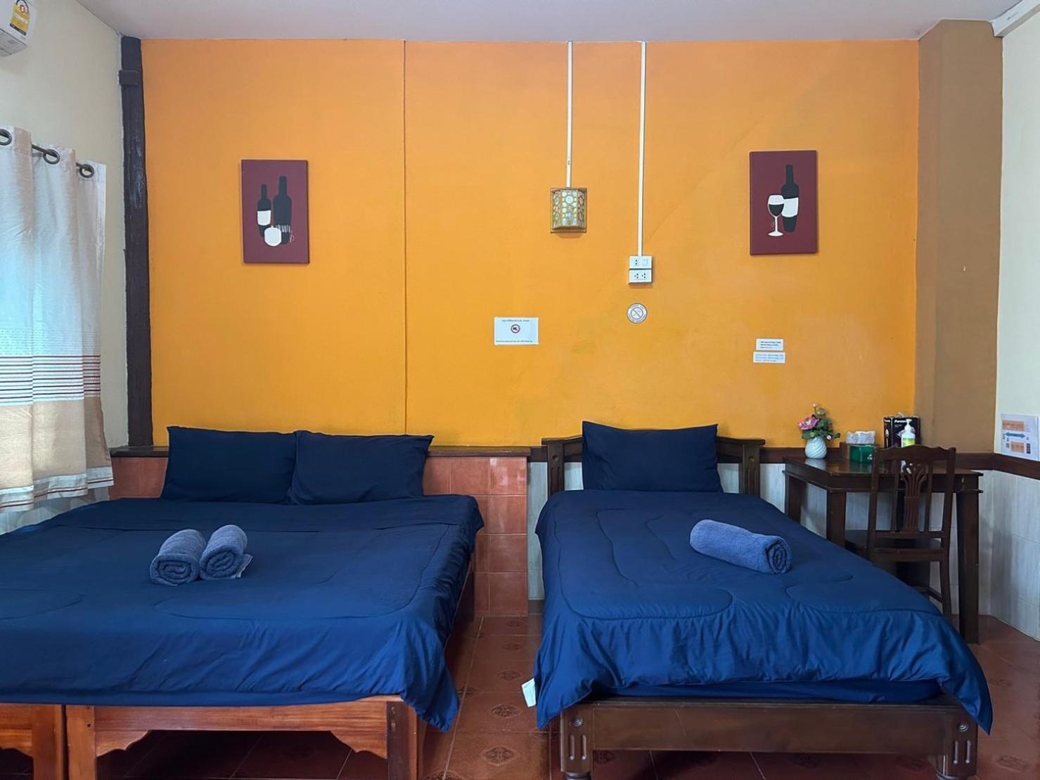 Baan Are Gong Riverside Homestay Ayutthaya Bagian luar foto