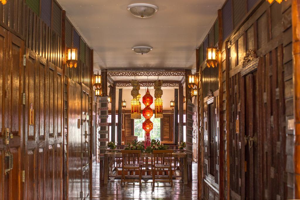 Baan Are Gong Riverside Homestay Ayutthaya Bagian luar foto