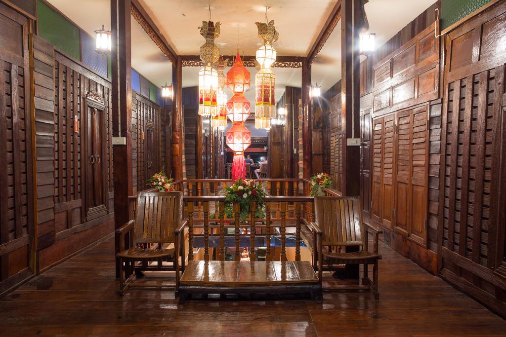 Baan Are Gong Riverside Homestay Ayutthaya Bagian luar foto